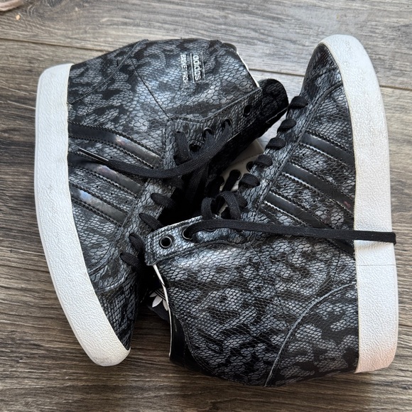 Adidas Black and White Patterned High-Tops - Picture 2 of 5